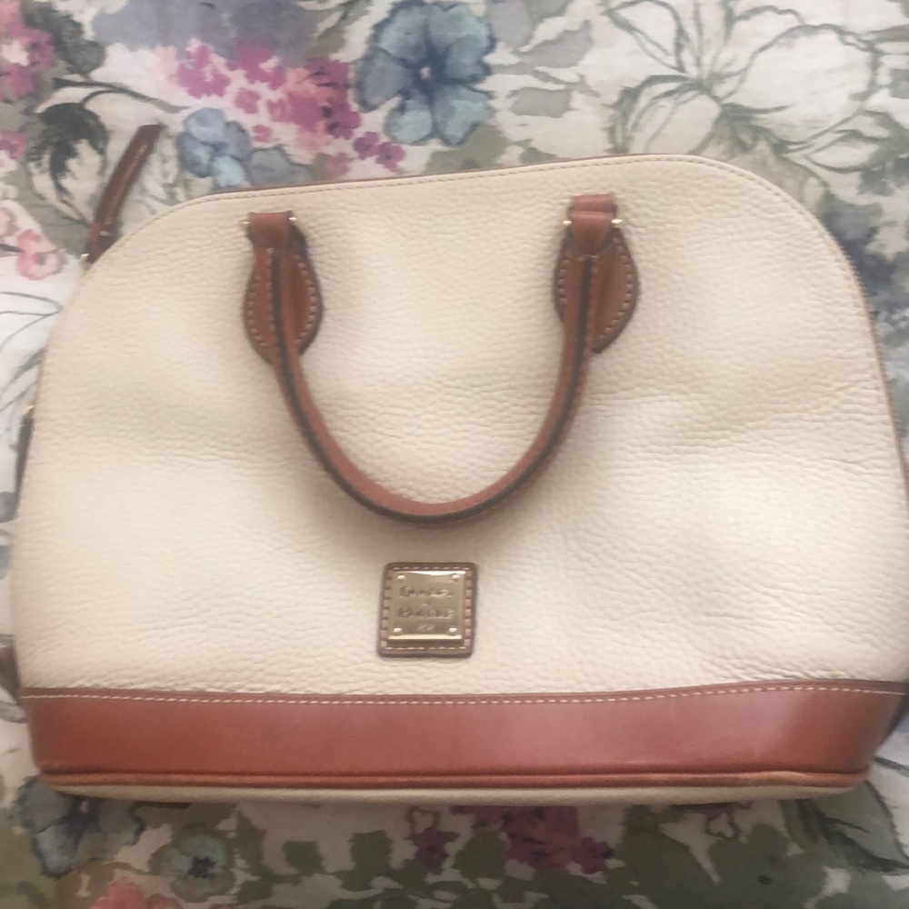 Dooney & Bourke purse